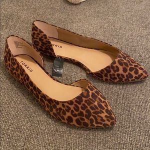 NWT Torrid Cheetah Flats